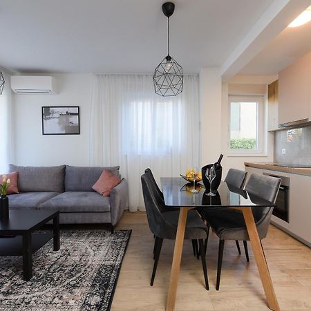 M&La Appartement Zadar Buitenkant foto